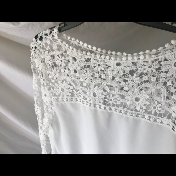 Beautiful feminine lacy blouse - Picture 2 of 5
